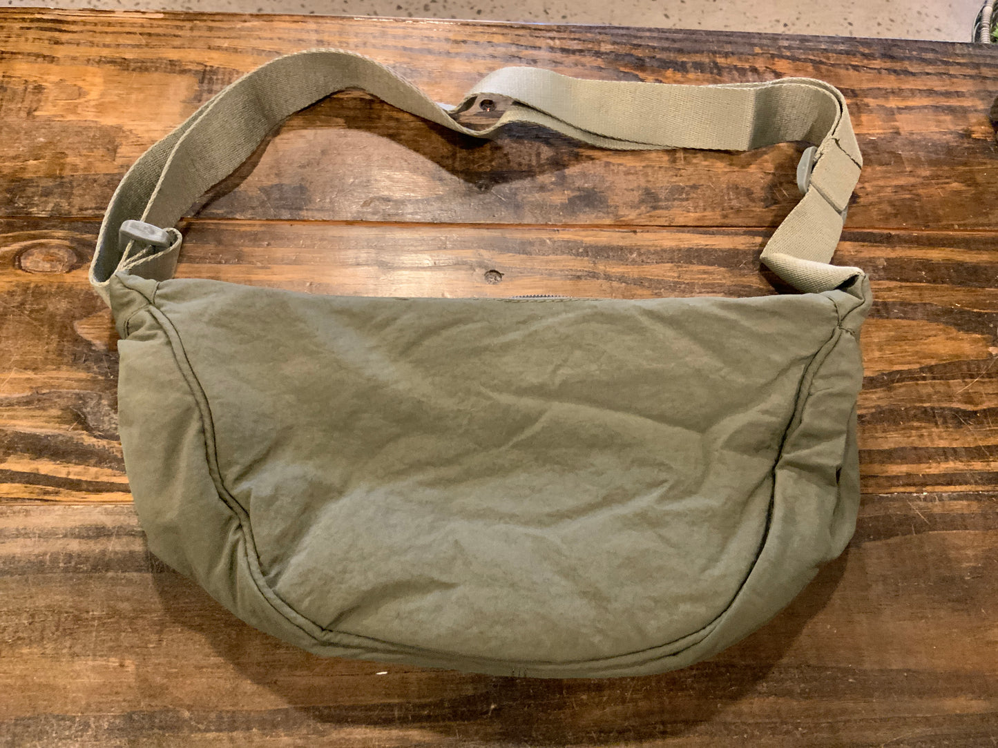 Sling purse