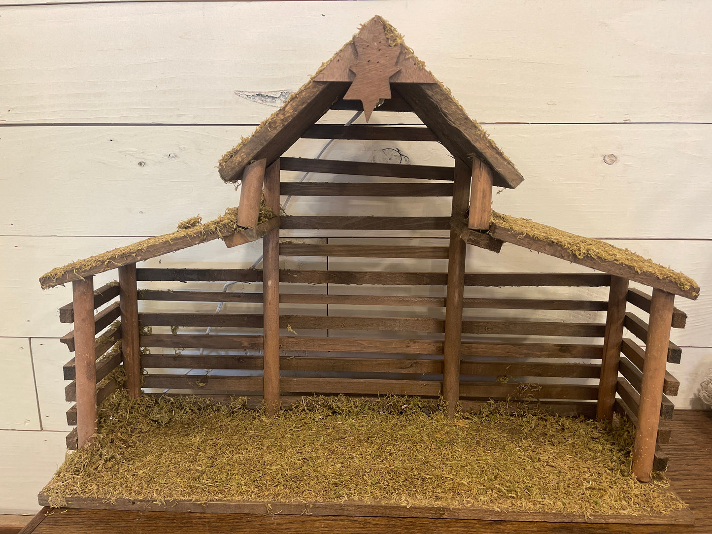 Nativity Stable Lg