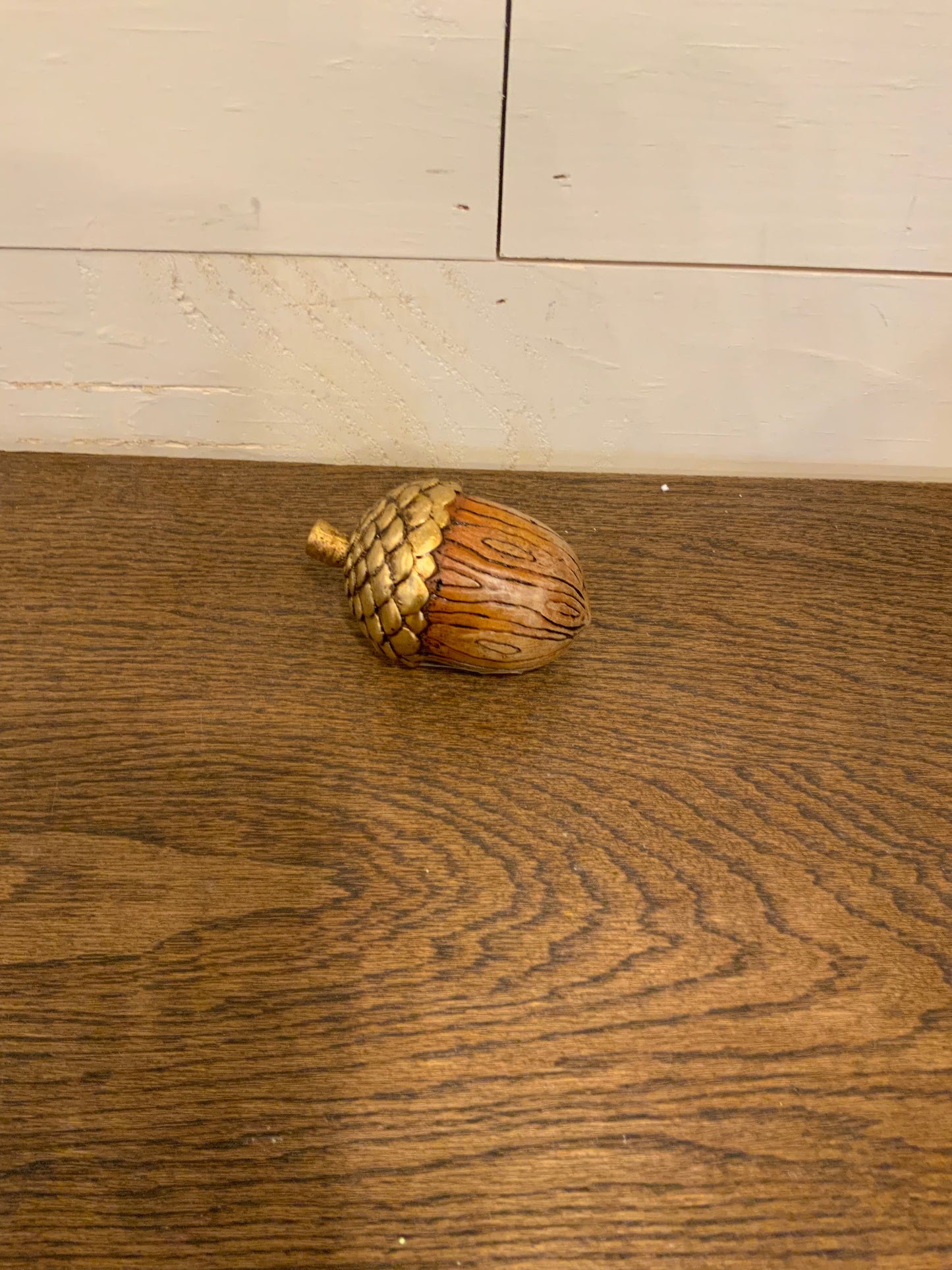 Small resin acorn