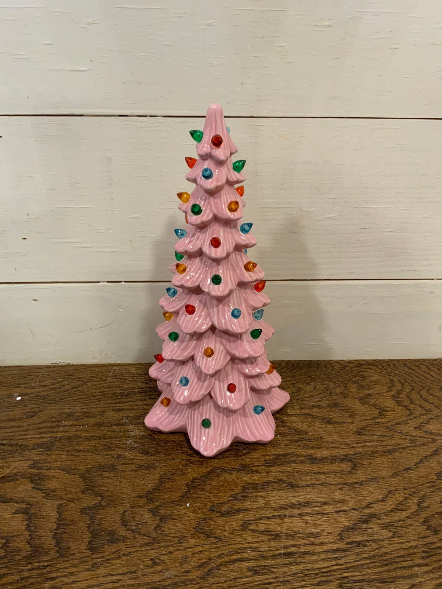 9.5” LED Retro porcelain trees